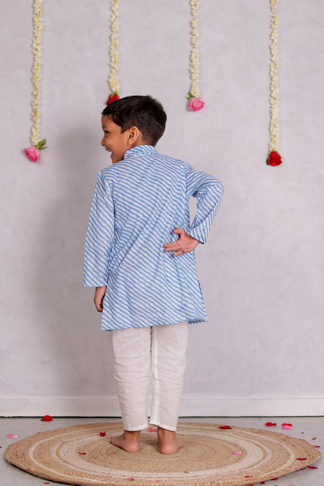 BOYS BLUE LEHERIYA KURTA WITH PAJAMA (SET OF 2)