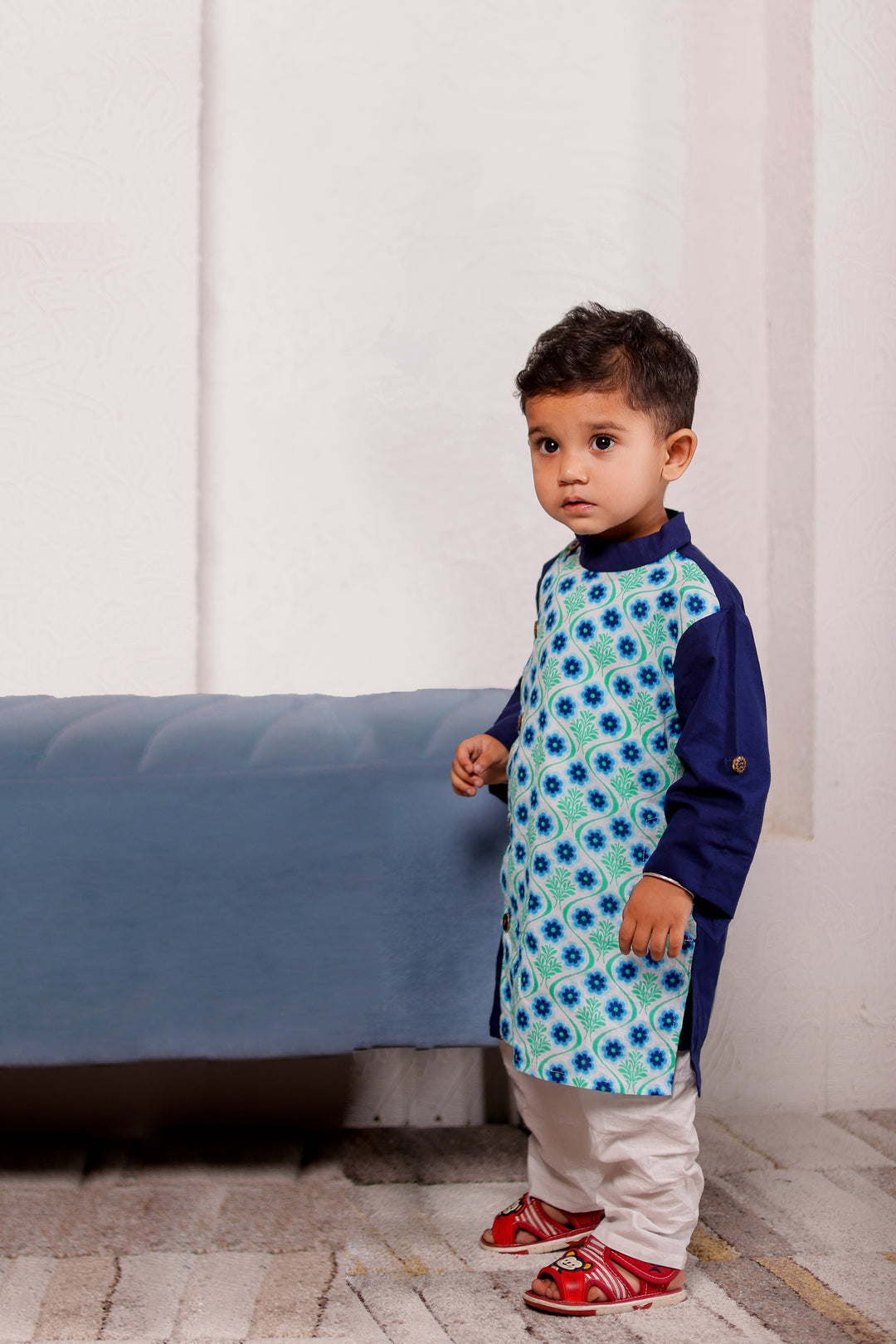 BOYS BLUE FLORAL SIDE BUTTON KURTA WITH PAJAMA (SET OF 2)
