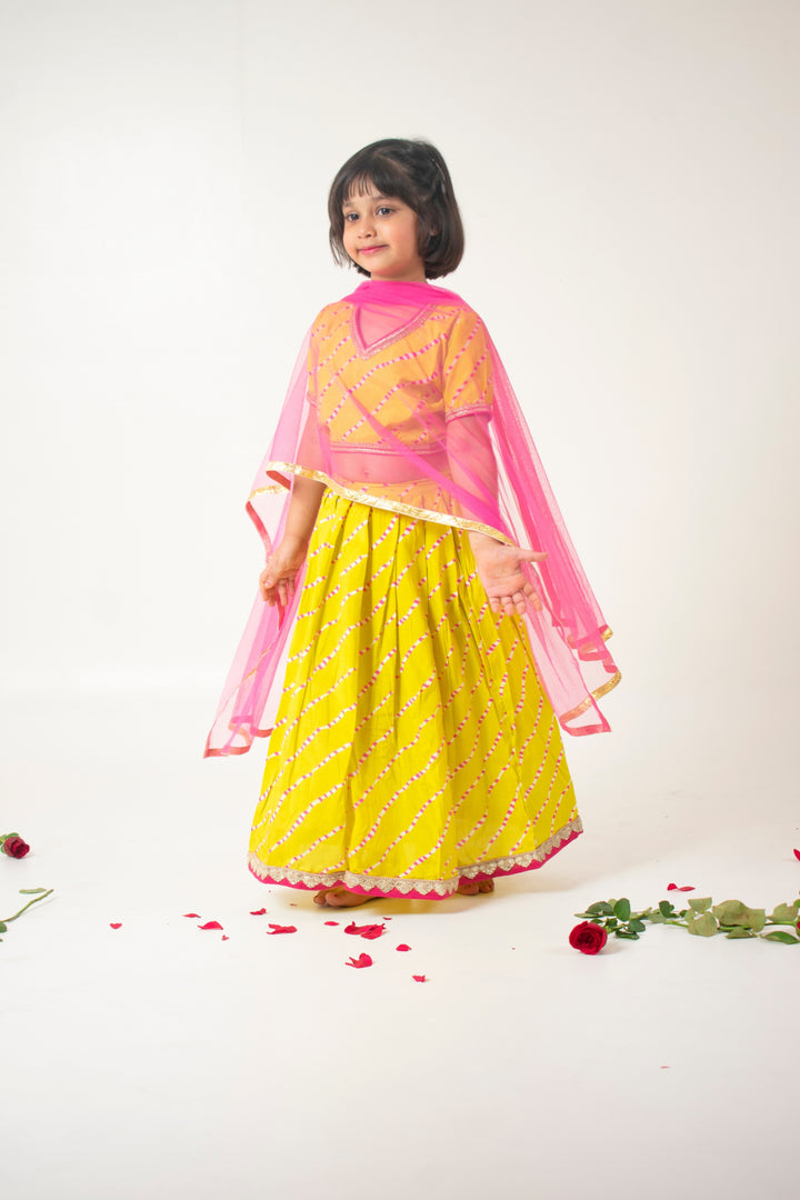 GIRLS GREEN LEHERIYA MUSLIN BACKLESS TOP WITH GREEN LEHERIYA MUSLIN LEHENGA AND DUPATTA (SET OF 3)