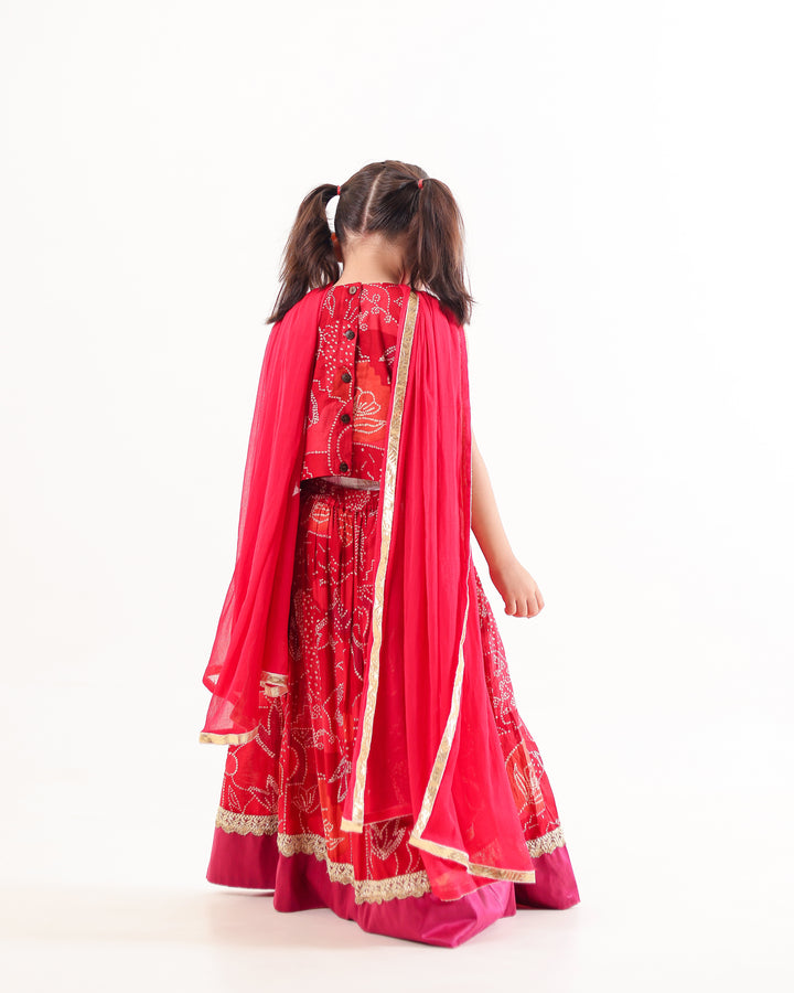 Girls Red Bandhani Print Lehenga Choli Set (Set of 3)