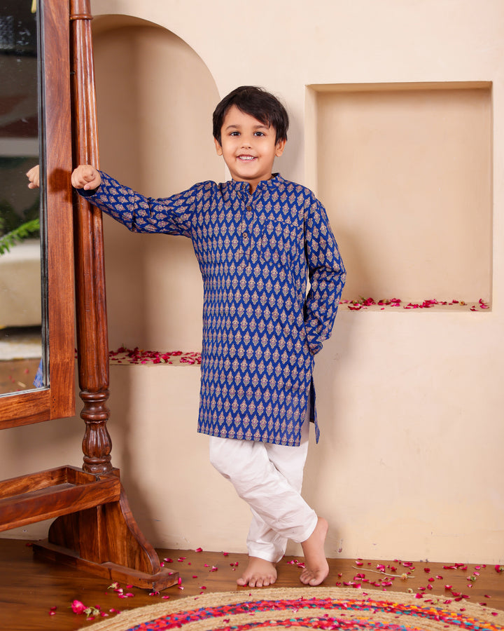 Boys Royal Blue Geometric Print Kurta Set (Set of 2)