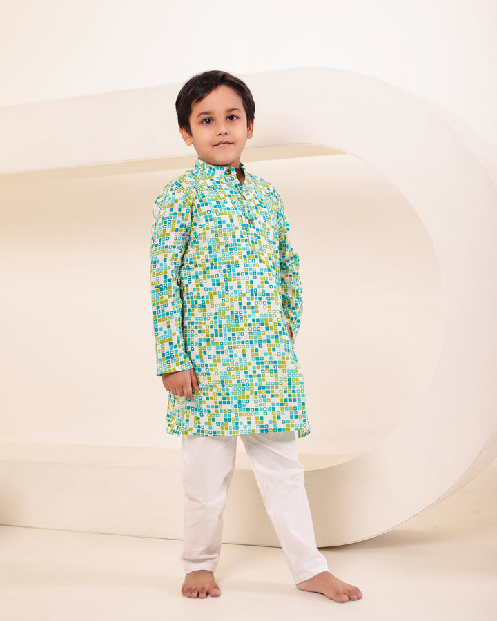 Boys Geometric Print Kurta Pyjama Set (Set of 2)