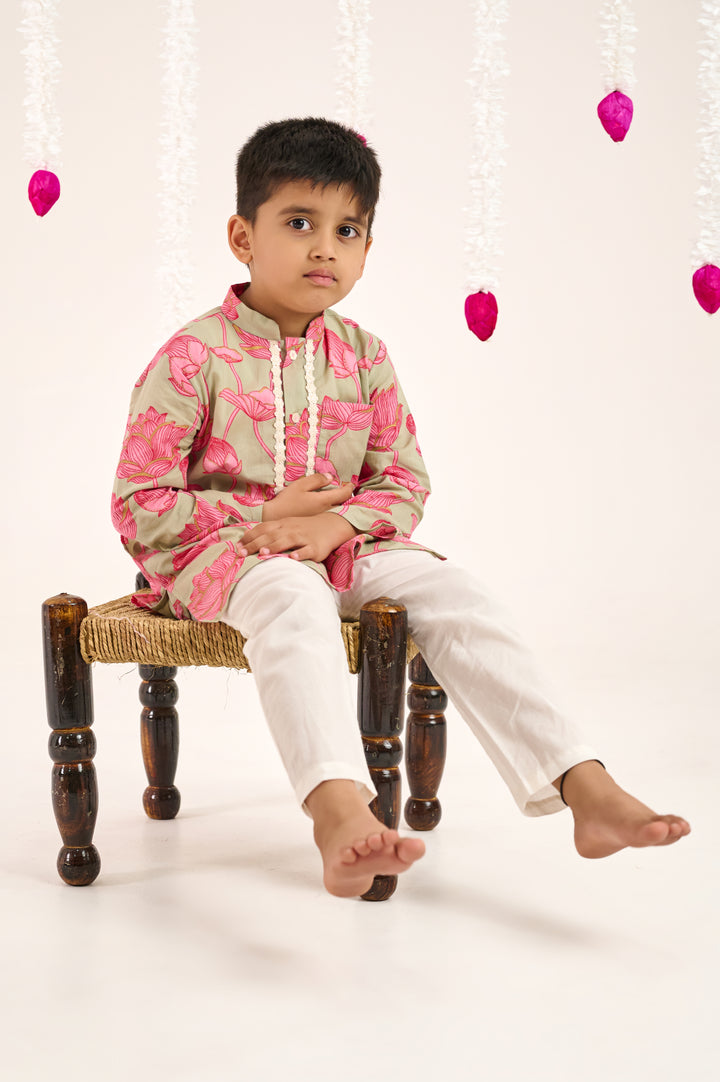 BOYS GREY PINK FLORAL KURTA WITH PAJAMA (SET OF 2)