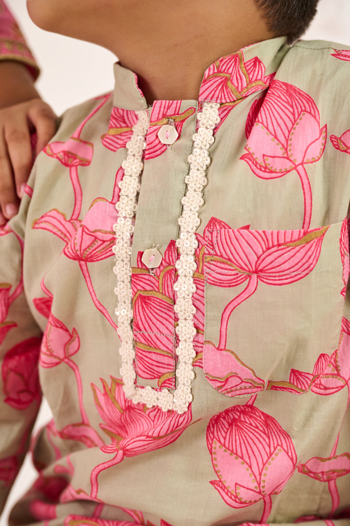 BOYS GREY PINK FLORAL KURTA WITH PAJAMA (SET OF 2)