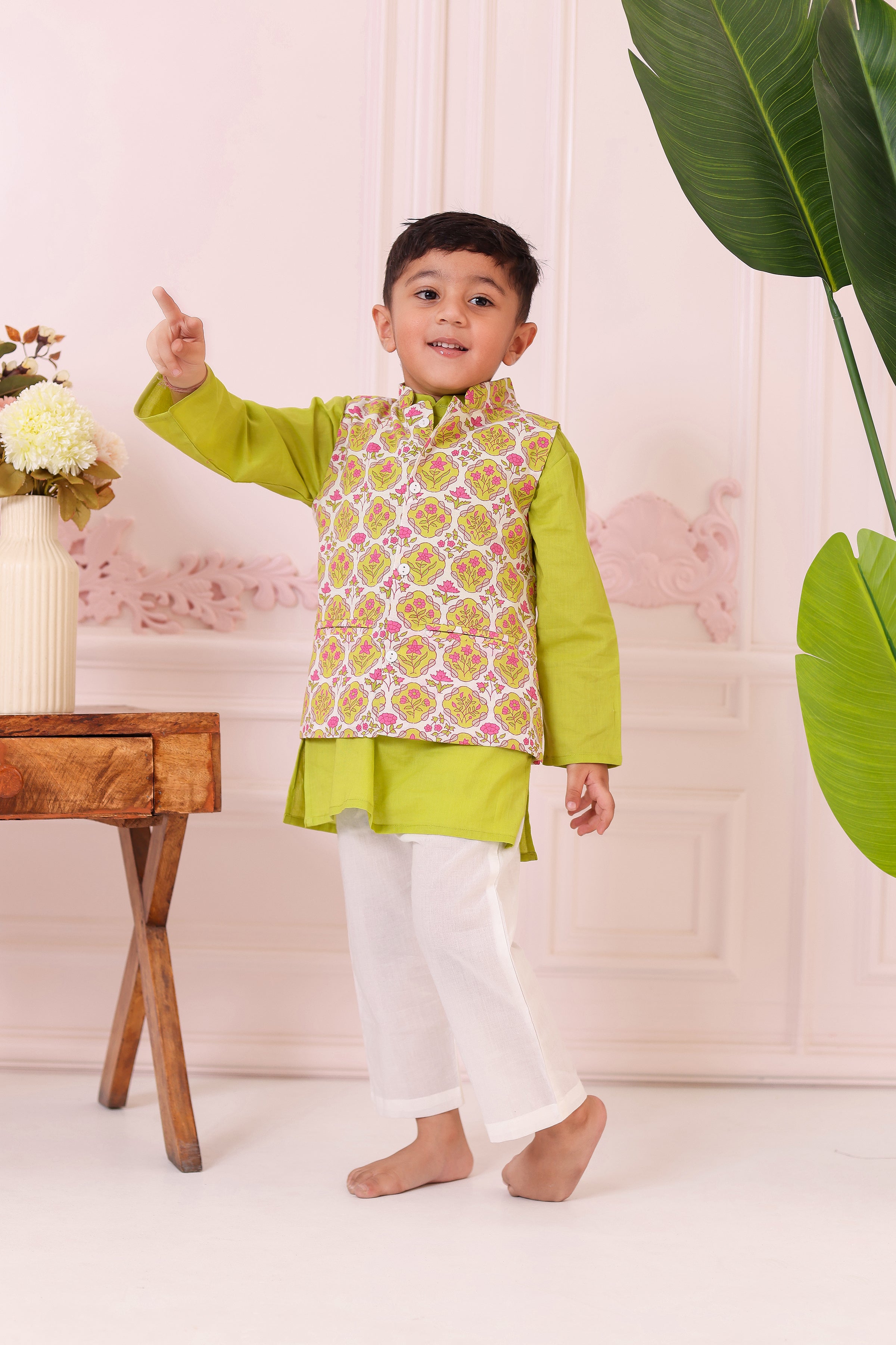 BOYS GREEN PINK FLORAL JACKET WITH GREEN KURTA AND PAJAMA (SET OF 3)