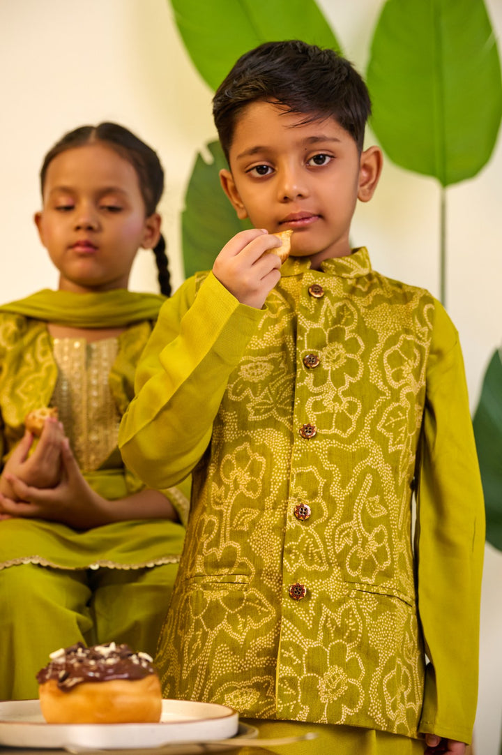 BOYS GREEN MUSLIN JACKET WITH GREEN KURTA AND PAJAMA (SET OF 3) + GIRLS GREEN MUSLIN KURTI PANT WITH SHORT JACKET AND DUPATTA (SET OF 3)