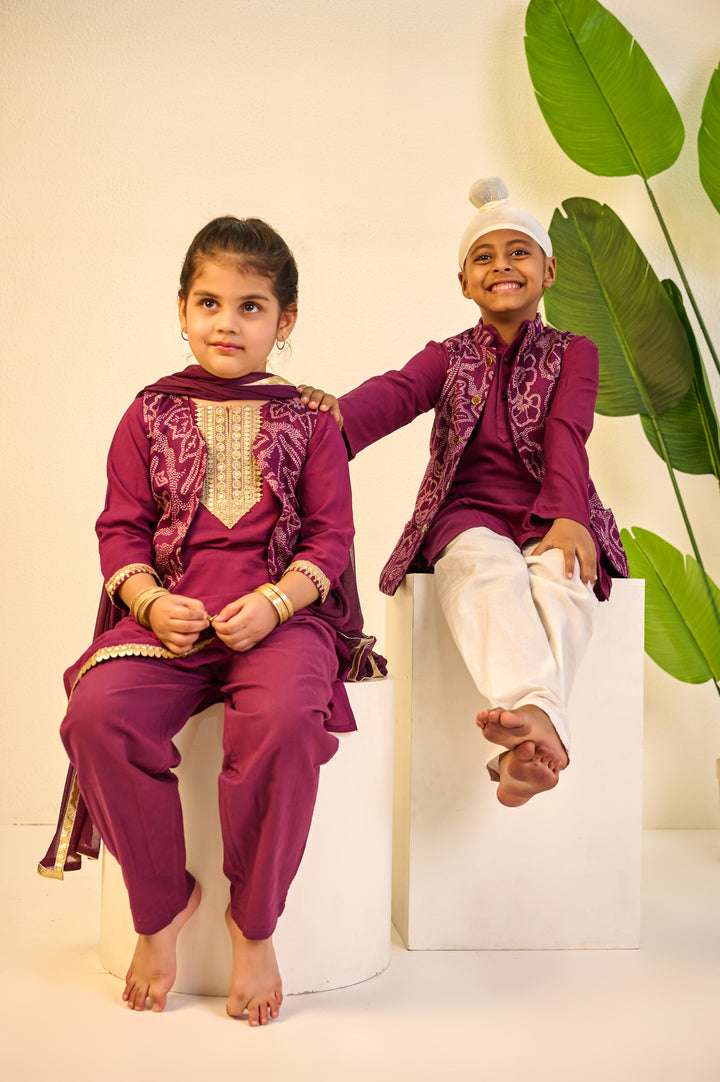 BOYS PURPLE MUSLIN JACKET WITH PURPLE KURTA AND PAJAMA (SET OF 3) + GIRLS PURPLE MUSLIN KURTI PANT WITH SHORT JACKET AND DUPATTA (SET OF 3)