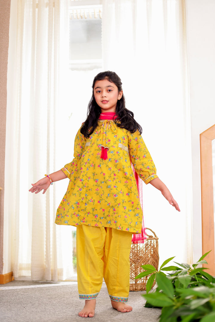 GIRLS YELLOW FLORAL KURTI WITH YELLOW SALWAR AND DUPATTA (SET OF 3)