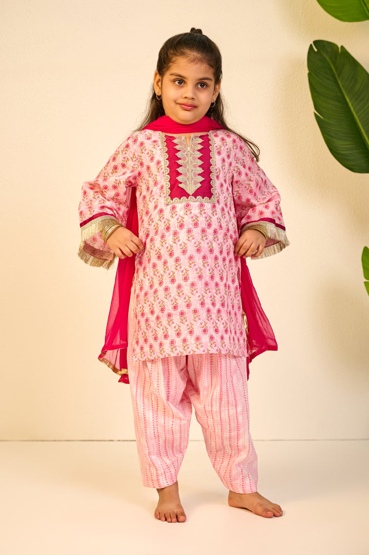 GIRLS PINK BELL SLEEVES KURTI WITH PINK SALWAR AND DUPATTA (SET OF 3)