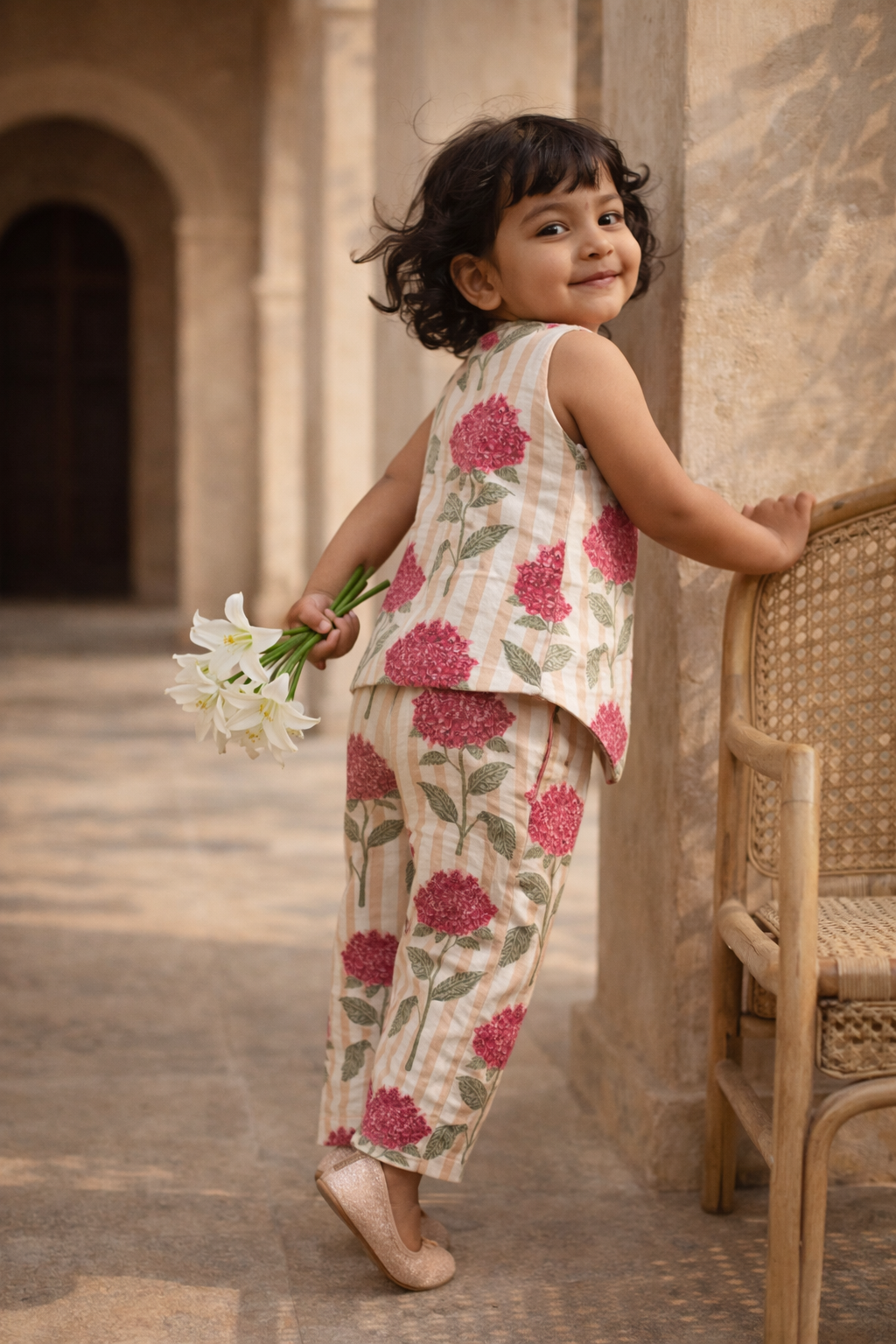 Girls Pink Floral Waist Coat with Pant Co-Ord Set with Bag